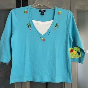 Christmas Shirt with Palm Tree by CB Casuals. Size M NWT